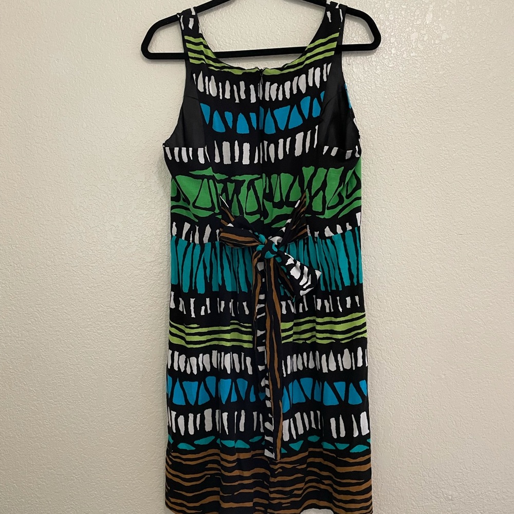 Abstract Dress - Picture 3 of 6